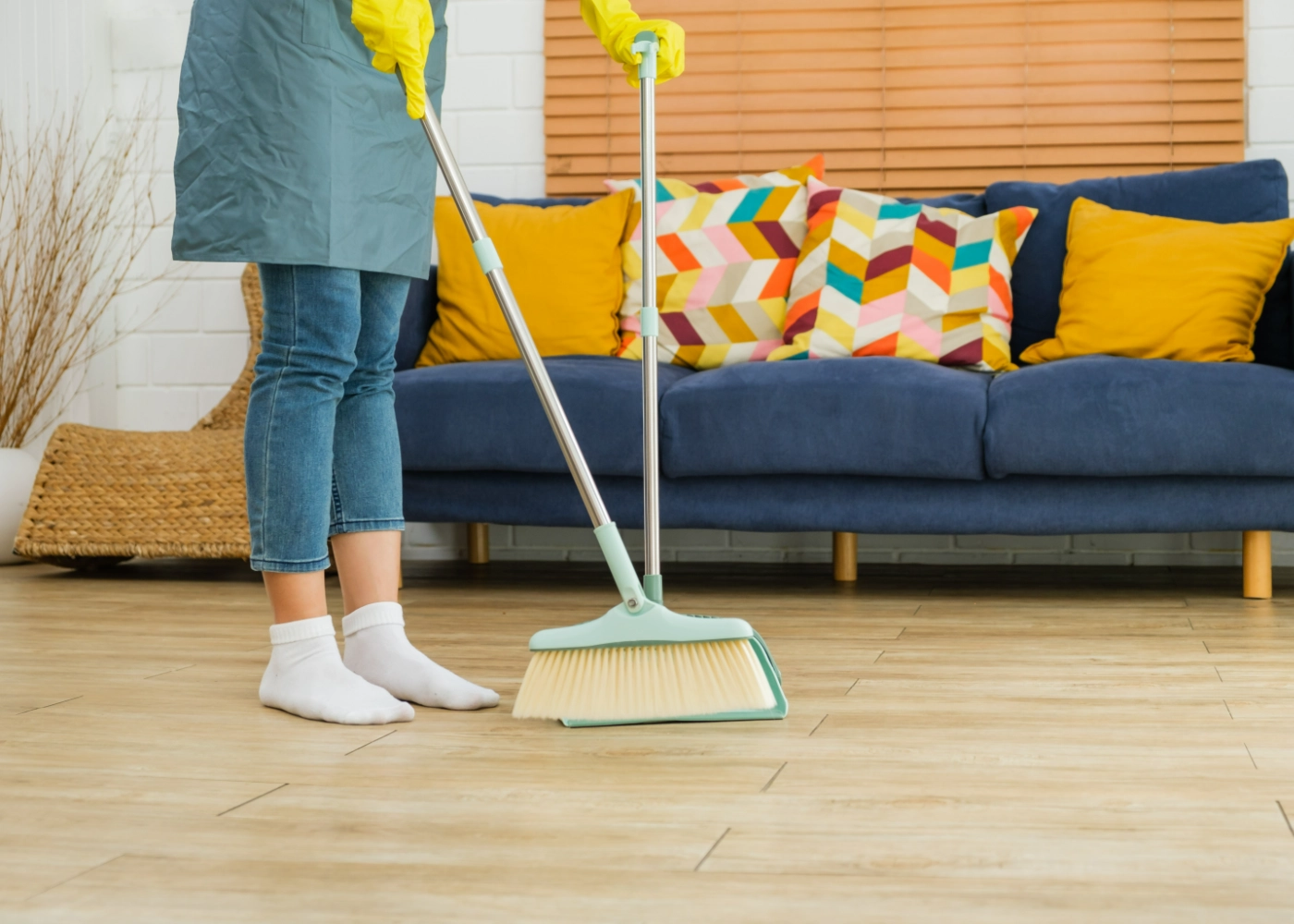 Cleaner Darwin Professional Cleaning Services Yellow Rose